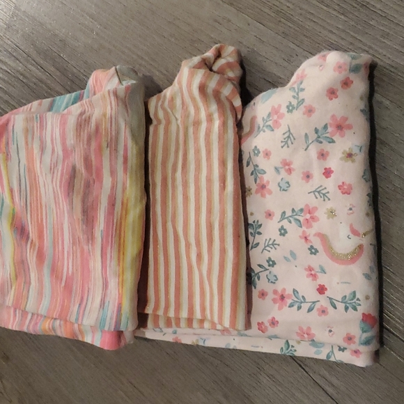 💚 Carter's | Bundle of 3 Toddler Leggings | 12M | Various Colours - Picture 2 of 3